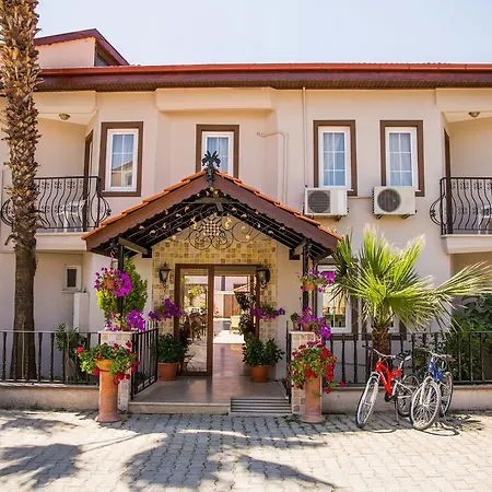 Eon Boutique 4*