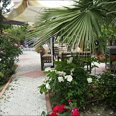 Eon Boutique فندق